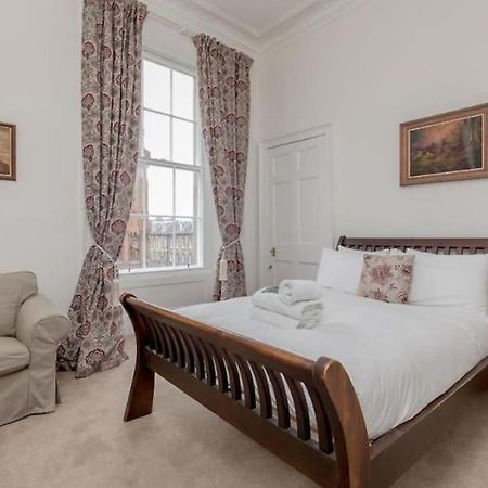 St James Quarter 2 Bed Apartment EDI Kültér fotó